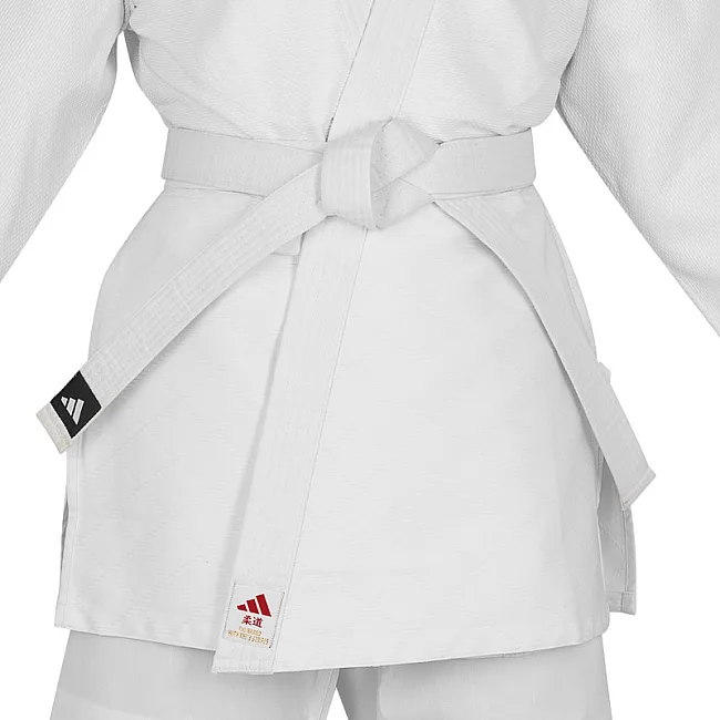 Кімоно для дзюдо Adidas Club з червоними смугами на плечах (білий) J350P