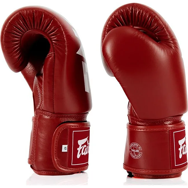 Боксерські рукавиці Fairtex BGV1-ONE (натуральна шкіра) Red (бинти в комплекті)