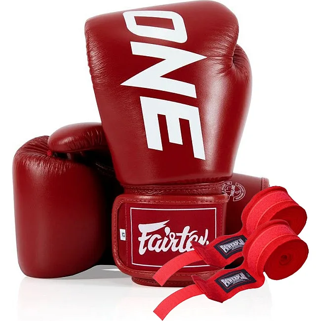 Боксерські рукавиці Fairtex BGV1-ONE (натуральна шкіра) Red (бинти в комплекті)