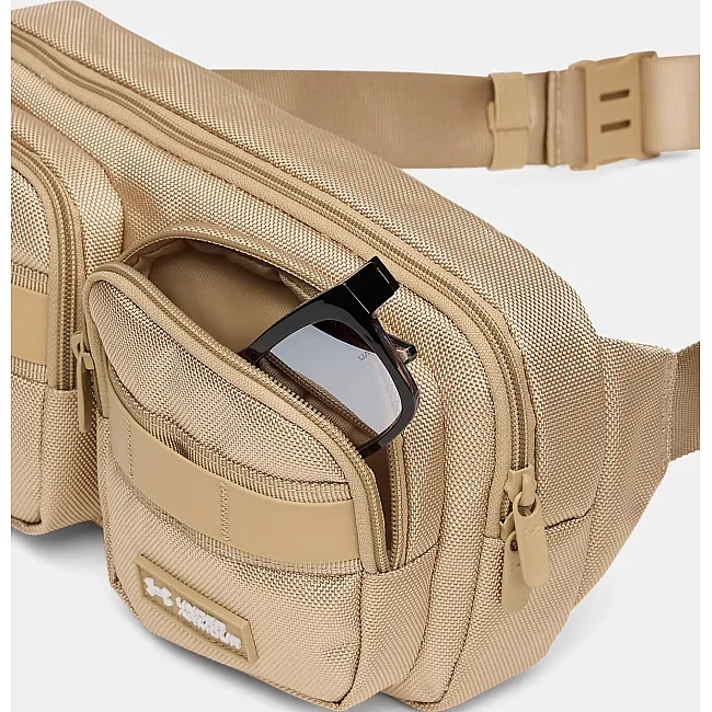 Сумка на пояс UNDER ARMOUR Triumph Crossbody 4L бежевый 17 x 29 x 5 см