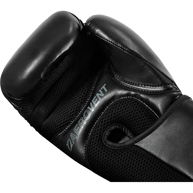 Боксерские перчатки TITLE Boxing Vegan Gloves Black (капа в комплекте)