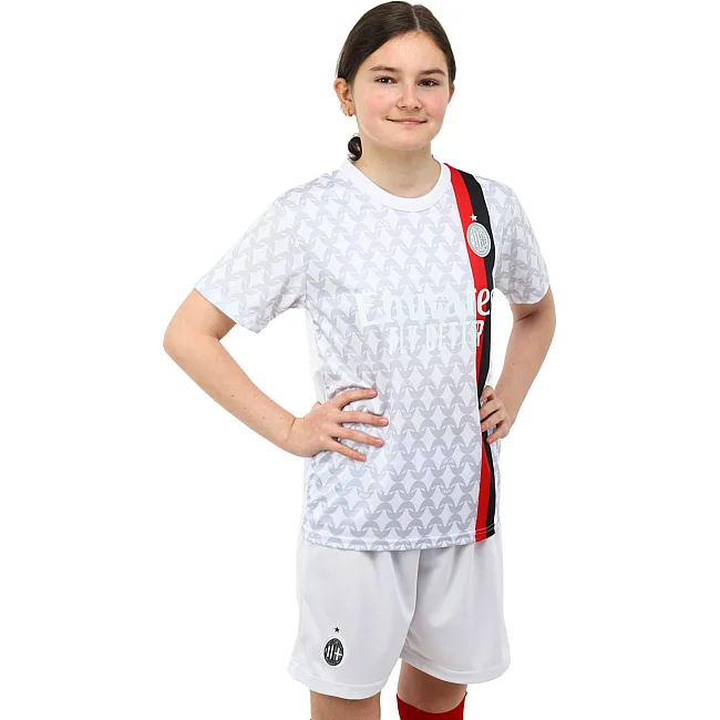 Футбольна форма дитяча із символікою клубу
 AC MILAN гостьова 2024 SP-SPORT
 CO-6352 20-28