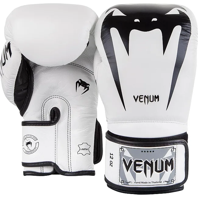 Боксерские перчатки Venum Giant 3.0