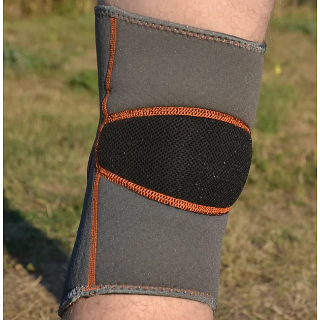 Наколенник-бандаж MADMAX MFA-297 with Patella Stabilizer Dark Grey/Orange