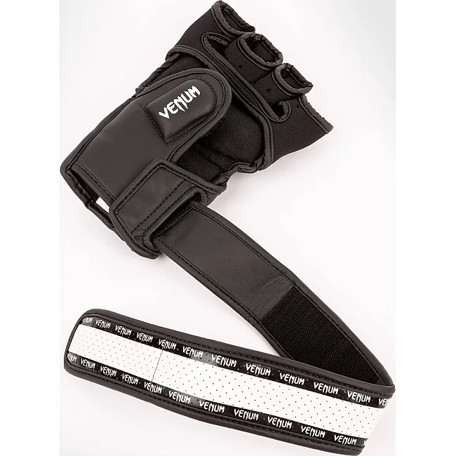 Перчатки для MMA VENUM Impact 2.0 Black White