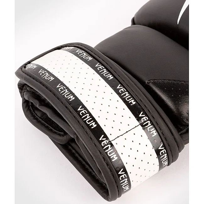 Перчатки для MMA VENUM Impact 2.0 Black White