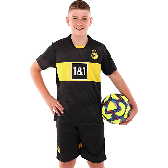 Футбольна форма дитяча із символікою клубу
 BORUSSIA DORTMUND гостьова 2025 SP-SPORT

 CO-4749 20-28 (Чорний-жовтий)