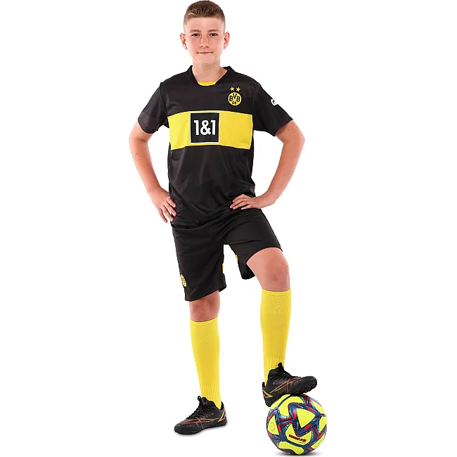 Футбольна форма дитяча із символікою клубу
 BORUSSIA DORTMUND гостьова 2025 SP-SPORT

 CO-4749 20-28 (Чорний-жовтий)
