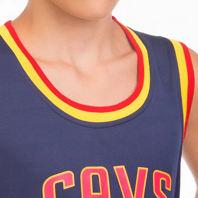 Детская баскетбольная форма
 NBA клуб Cleveland Cavaliers 23 4309