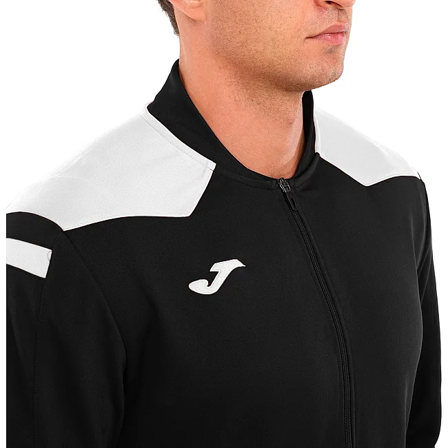 Спортивний костюм
 кофта на блискавці та штани JOMA

 CHAMPIONSHIP VI 101953-102
 (Чорний-білий)