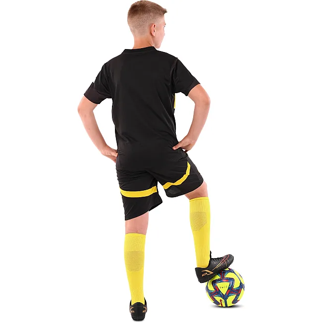 Футбольна форма дитяча із символікою клубу
 BORUSSIA DORTMUND гостьова 2025 SP-SPORT

 CO-4749 20-28 (Чорний-жовтий)