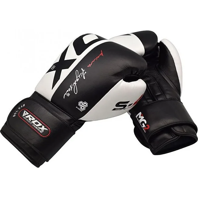 Боксерські рукавички RDX Black Pro
