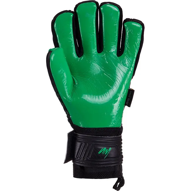 Вратарские перчатки
 профессиональные с защитой пальцев SOCCERMAX GK-010
 7-11