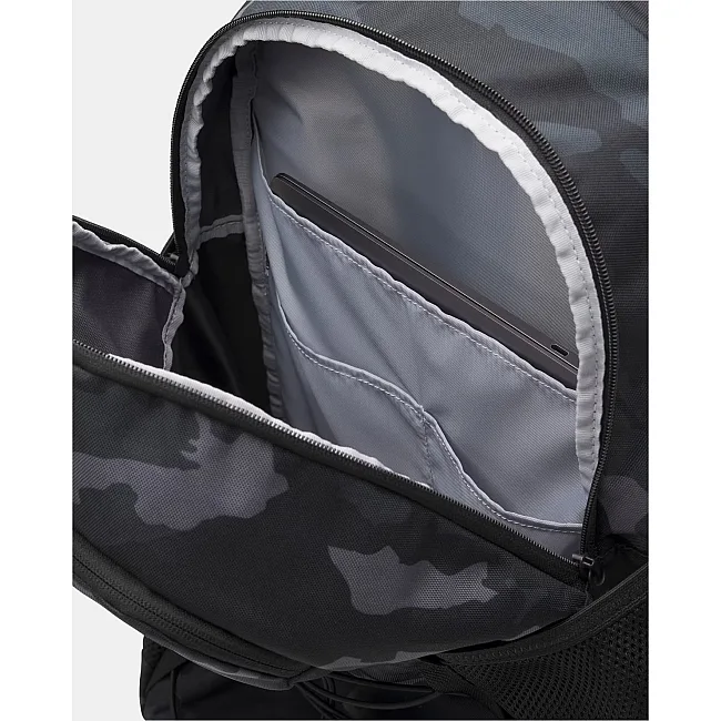 Рюкзак UNDER ARMOUR Hustle Sport 6.0 Backpack 26L черный 32х47х19 см