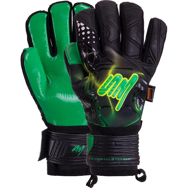 Вратарские перчатки
 профессиональные с защитой пальцев SOCCERMAX GK-010
 7-11