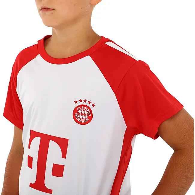 Футбольна форма дитяча із символікою клубу
 BAYERN MUNCHEN домашня 2024 SP-SPORT

 CO-7187 (Білий-червоний)