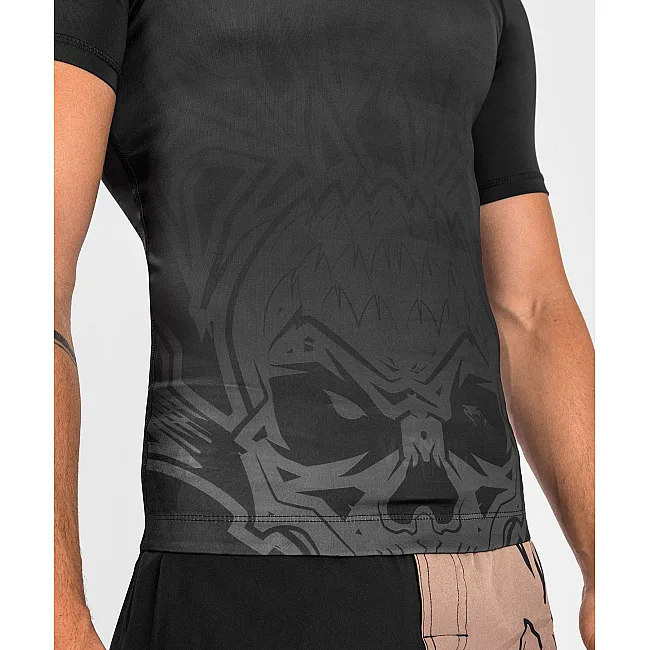 Рашгард VENUM Reorg Short Sleeves Black