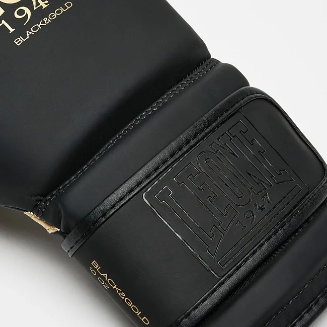 Боксерські рукавиці Leone GN059D Black/Gold (капу в комплекті)