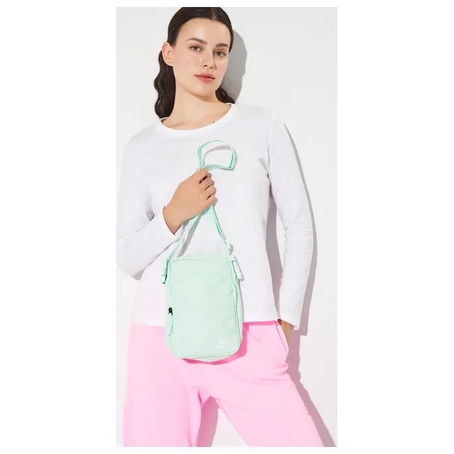 Сумка на плечо Nike NK HERITAGE CROSSBODY м'ятный 23 х 15 х 7.5 см