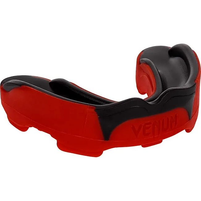 Капа для бокса Venum Predator Red Black