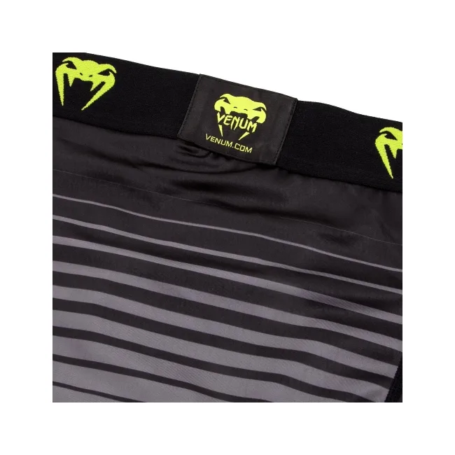 Компресійні шорти Venum Sharp 3.0 Vale Tudo Shorts Black Yellow