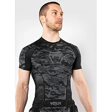 Рашгард VENUM Defender Short Sleeves Dark Camo