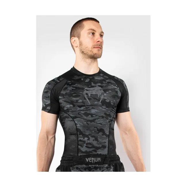 Рашгард VENUM Defender Short Sleeves Dark Camo