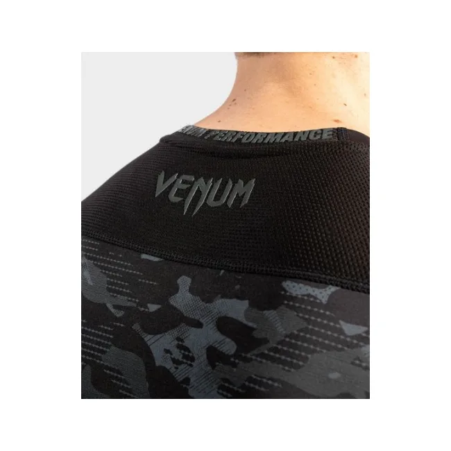 Рашгард VENUM Defender Short Sleeves Dark Camo