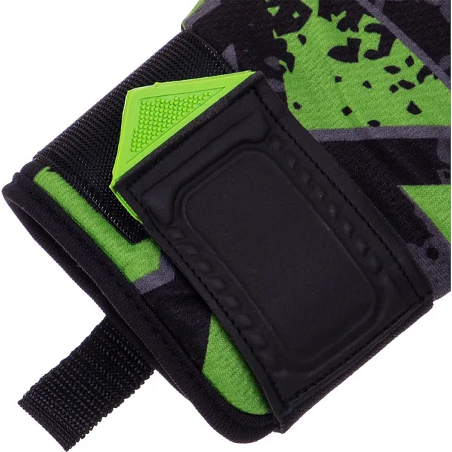 Воротарські рукавиці SOCCERMAX GK-017
