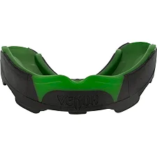 Боксерская капа Venum Predator Black Green
