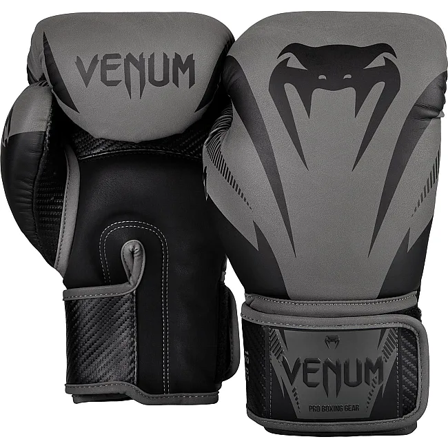 Боксерские перчатки Venum Impact