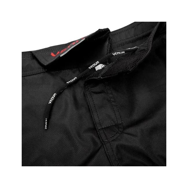 Детские шорты Venum Signature Fightshorts Black Red