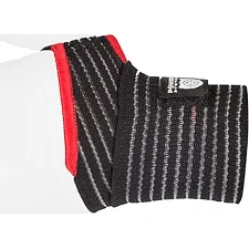 Кистовые бинты POWER SYSTEM PS-6000 Elastic Wrist Support Black/Red (пара)