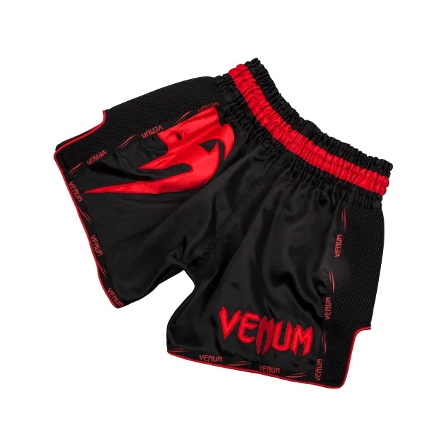 Шорти для тайського боксу VENUM Giant Black Red
