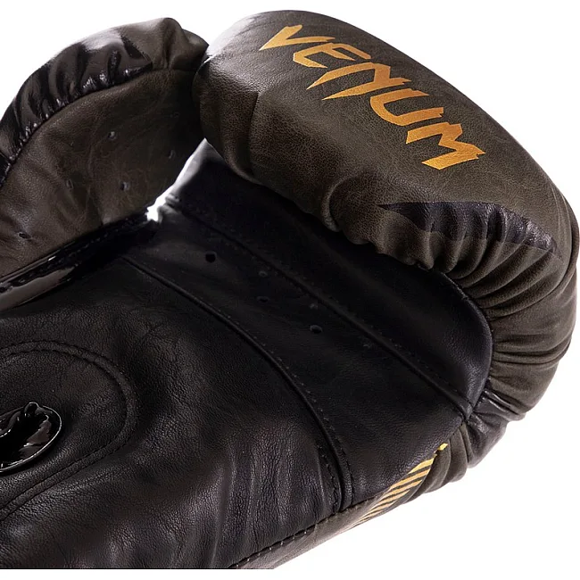 Боксерские перчатки

 PU VENUM IMPACT VN03284-230