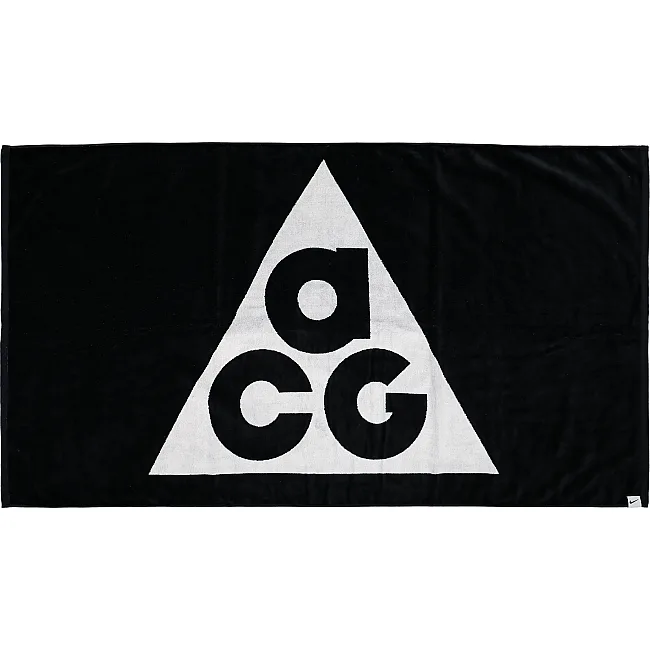 Полотенце Nike TOWEL ACG белое, черное 80x145 см