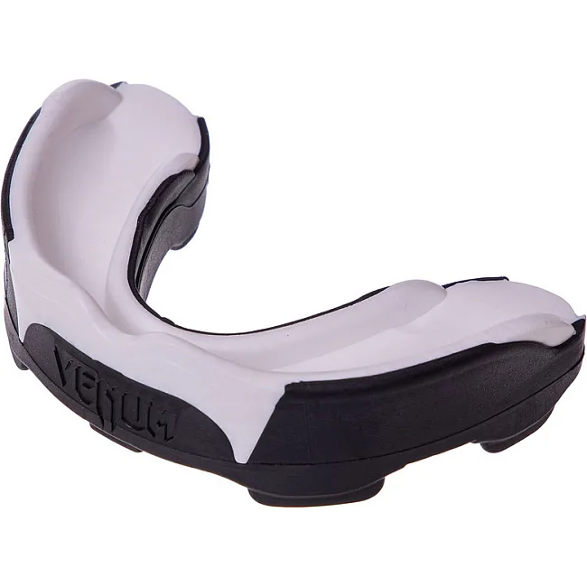 Капа для боксу VENUM PREDATOR VN621