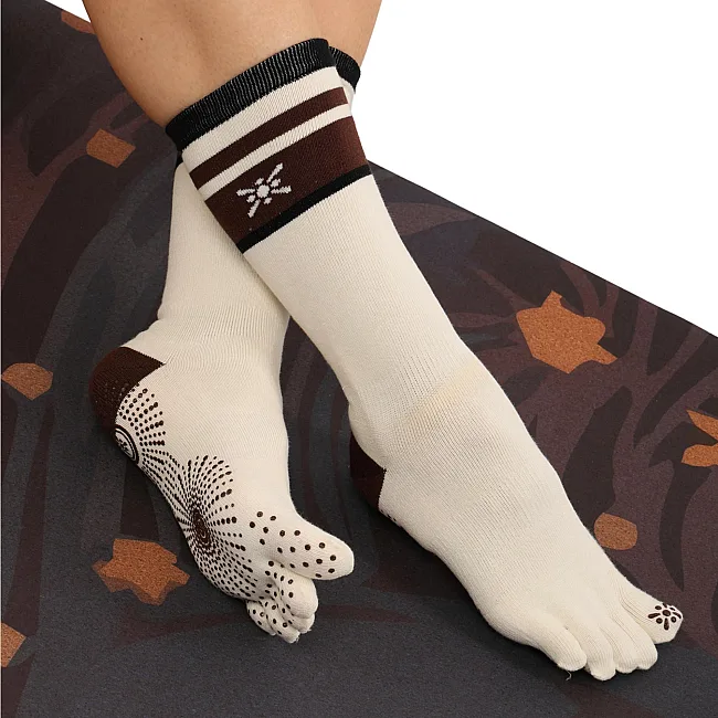 Гольфы для йоги и пилатеса с закрытыми пальцами нескользящие BLOOM YOGA SOCKS LB7150 (Белый)