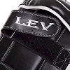 Тай-пэд ударный для Муай Тай изогнутый с ремнями и ручкой Кожзам LEV LV-4288 37x20x8см 1шт