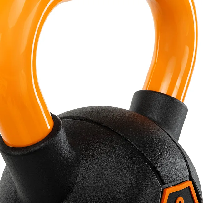 Гиря тренировочная цельная
 с окрашенной ручкой LiveUp Urethane competition kettlebell UAZE5336-8 вес 8кг