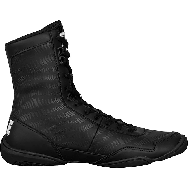 Боксерки для бокса TITLE Predator 2.0 Black