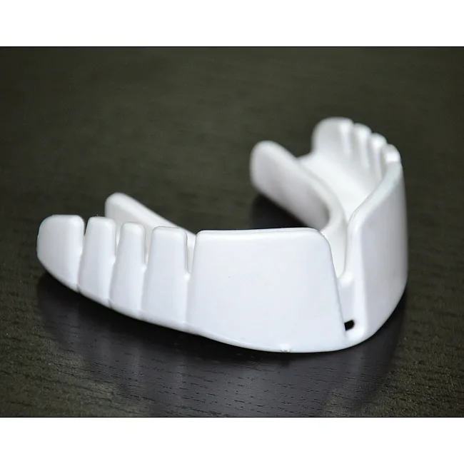 Капа для бокса OPRO Junior Snap-Fit UFC Hologram White (art.002263002)