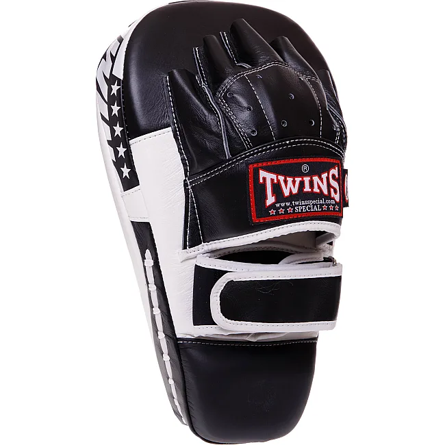 Лапа боксерская изогнутая тренировочная удлиненная кожа TWINS

 PML21 33x20x12см 1штука (Белый)