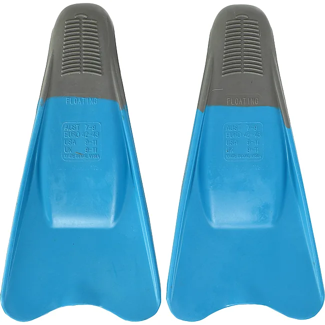 Короткие ласты для тренировок
 MADWAVE

 M074606608W
 42-43 (Голубой)