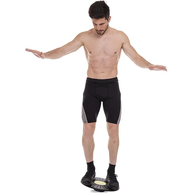 Балансировочный диск
 балансборд BALANCE BOARD ZELART
 FI-2581 38х8см