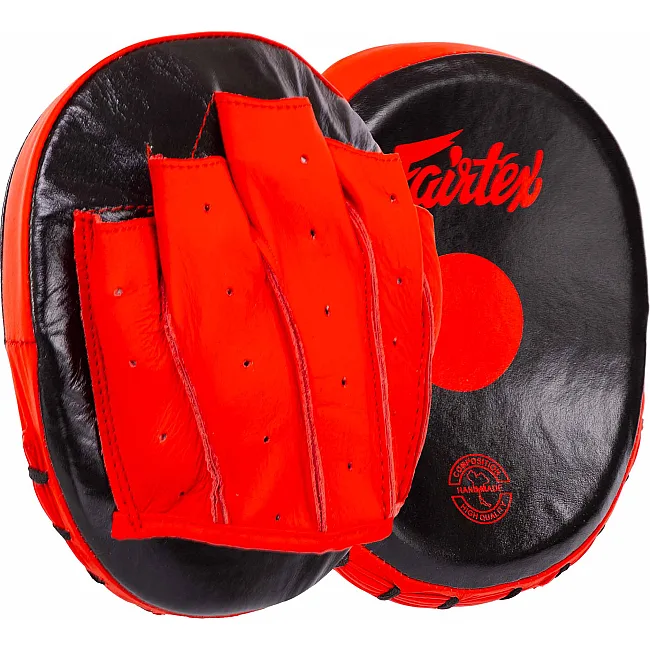 Мини-лапа боксерская изогнутая тренировочная кожа FAIRTEX BO-9483 20x17x4.5см 2штуки (Черный-желтый)