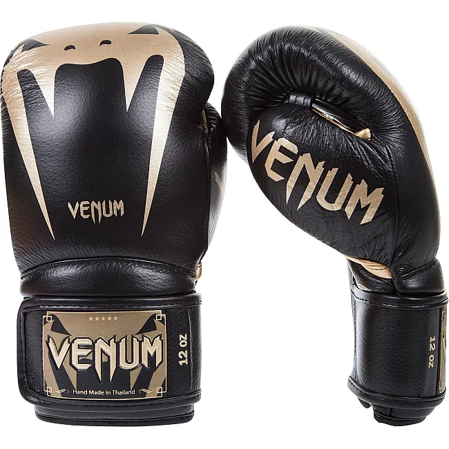 Боксерские перчатки Venum Giant 3.0