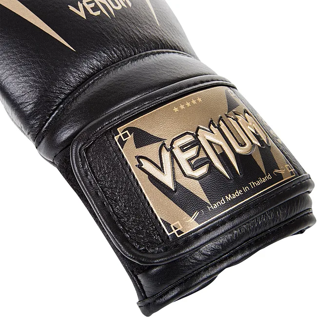 Боксерские перчатки Venum Giant 3.0