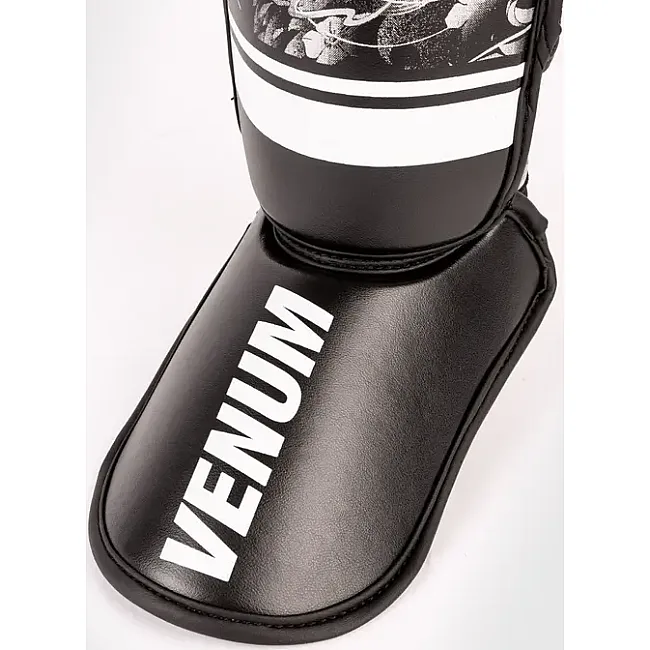 Защитa голени для детей VENUM YKZ21 For Black White