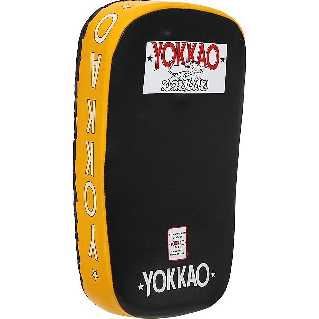 Тай-пэд ударный для Муай Тай изогнутый с ремнями и ручкой кожа YOKKAO Y-2022 (Желтый-черный)